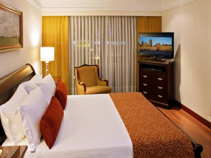 Hotel Estelar La Fontana Bogota Room photo